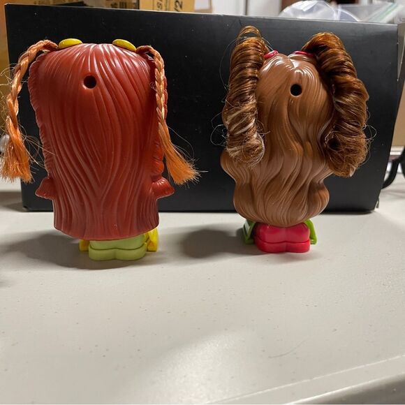 Two Diva Stars 2001 McDonald’s Toys with snap on 2nd outfit - Picture 8 of 15